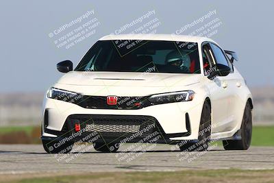 media/Dec-20-2025-Speed Ventures (Sat) [[de63061115]]/Black Group/Sweeper (Session 1)/